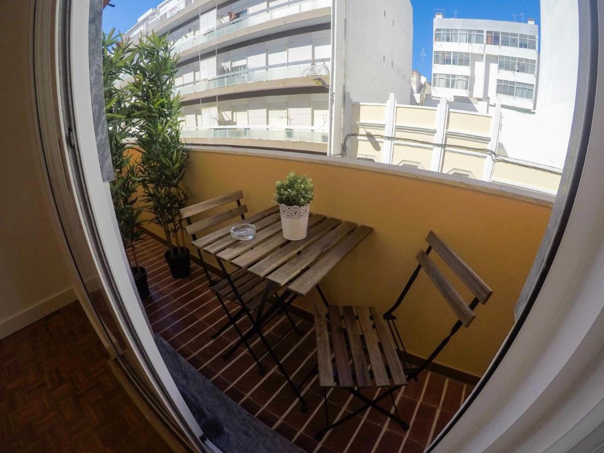 Luxury Flat In Faroアパートメント エクステリア 写真